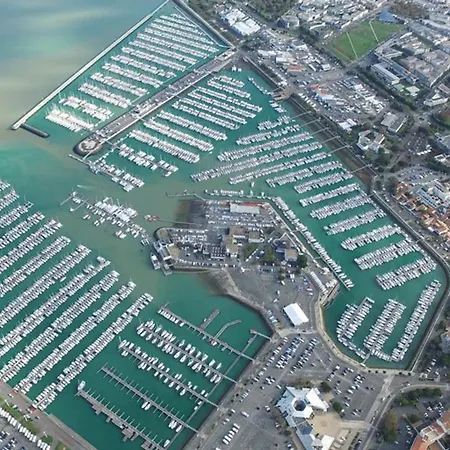 Lumineux A 200m De La - 3 Personnes - Fr-1-825-7 * La Rochelle (Charente-Maritime)
